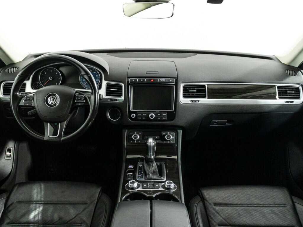 Купить Volkswagen Touareg, 2016, 146 960 км, фото №11