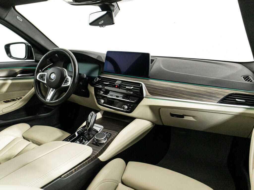 Купить BMW 5 серии 520d xDrive, 2020, 71 361 км, фото №9
