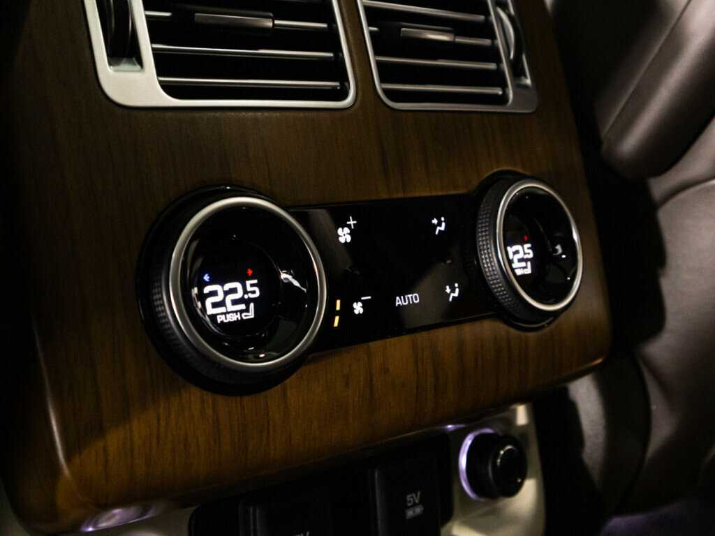 Купить Land Rover Range Rover, 2018, 90 260 км, фото №25