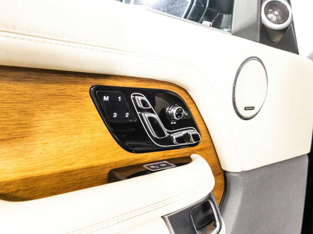 Купить Land Rover Range Rover, 2018, 151 761 км, фото №29