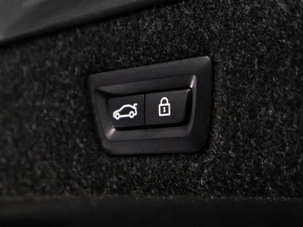 Купить BMW 5 серии 530e xDrive, 2022, 12 664 км, фото №15