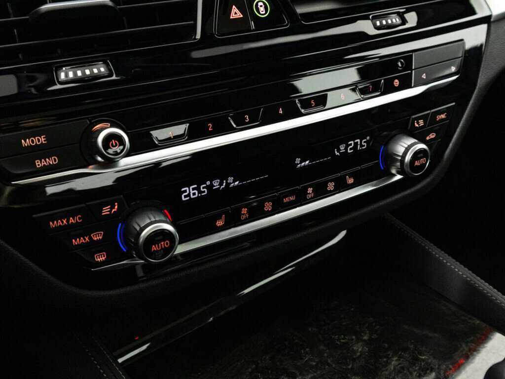 Купить BMW 5 серии 530e xDrive, 2022, 12 664 км, фото №18