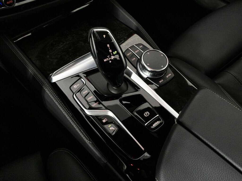 Купить BMW 5 серии 530e xDrive, 2022, 12 664 км, фото №19