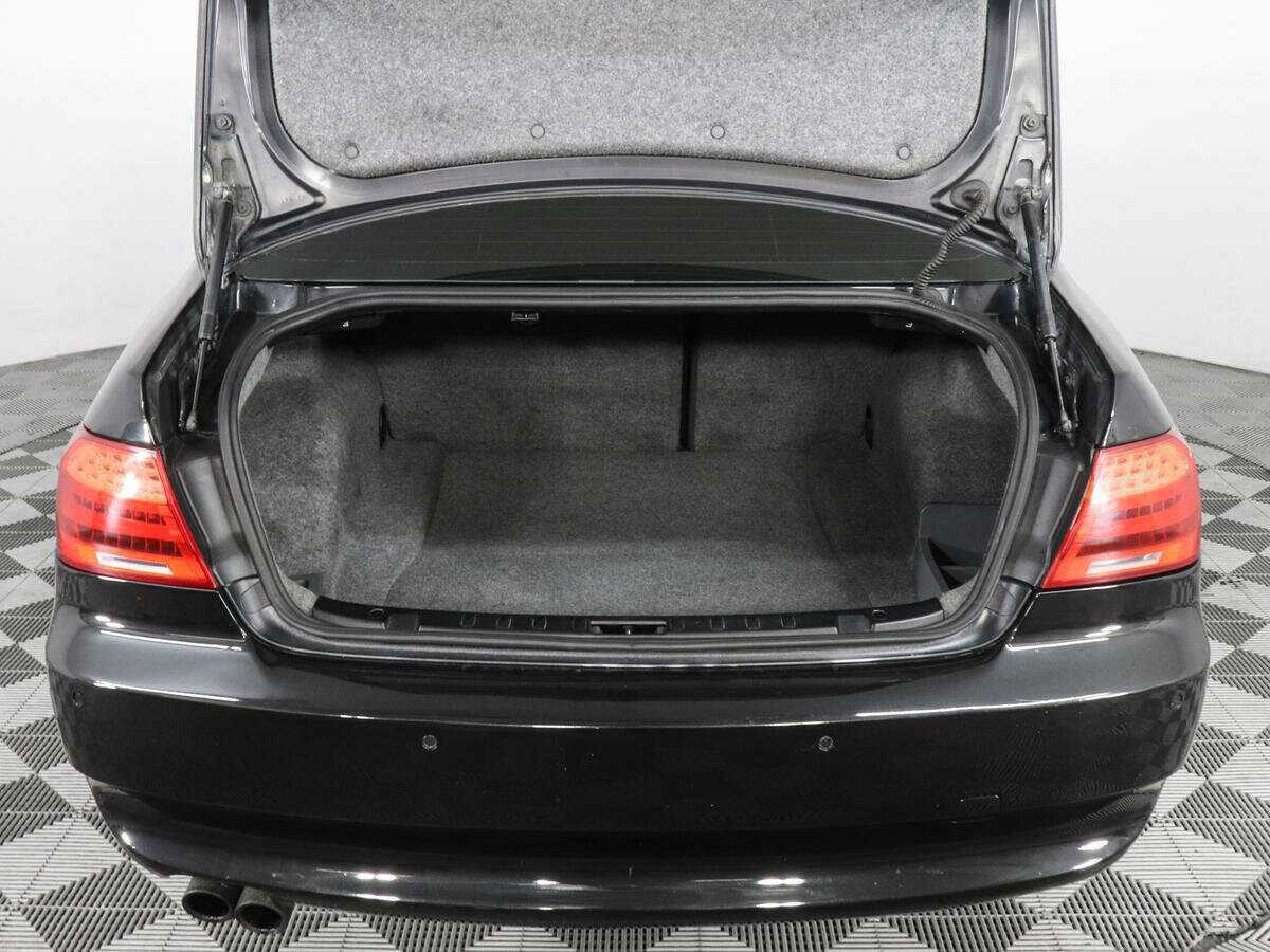 Купить BMW 3 серии 325i, 2008, 294 408 км, фото №9