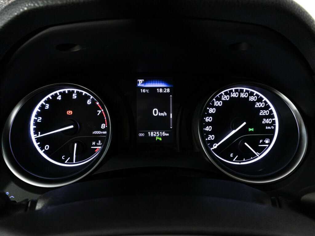 Купить Toyota Camry, 2021, 182 515 км, фото №12