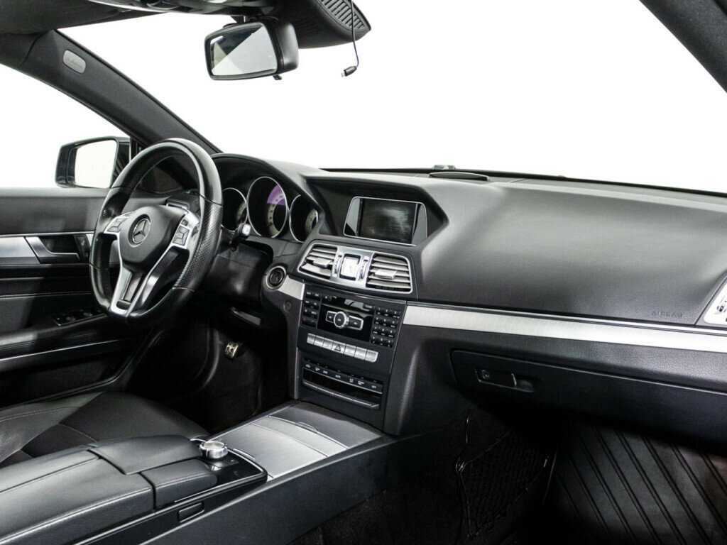 Купить Mercedes-Benz E-Класс 200, 2015, 120 300 км, фото №9