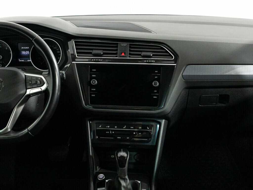 Купить Volkswagen Tiguan, 2021, 128 792 км, фото №14