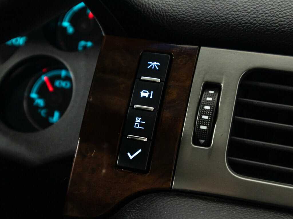 Купить Chevrolet Tahoe 6AT, 2011, 231 537 км, фото №19