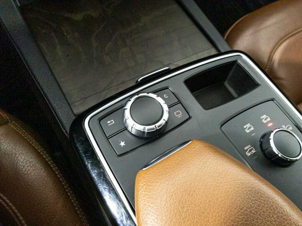 Купить Mercedes-Benz GLE 250 d, 2016, 137 664 км, фото №19