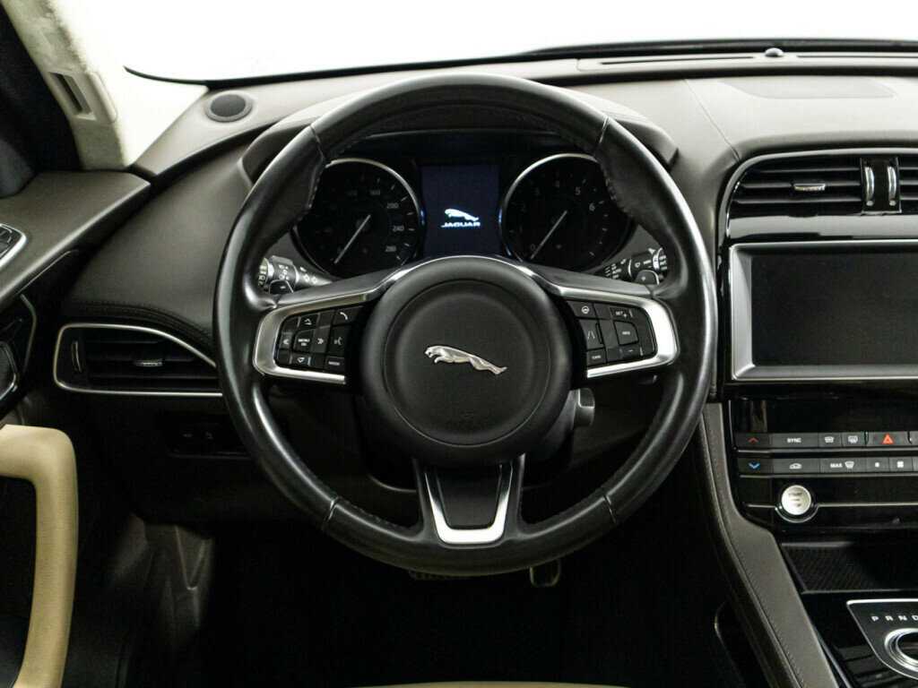 Купить Jaguar F-Pace, 2018, 76 223 км, фото №21