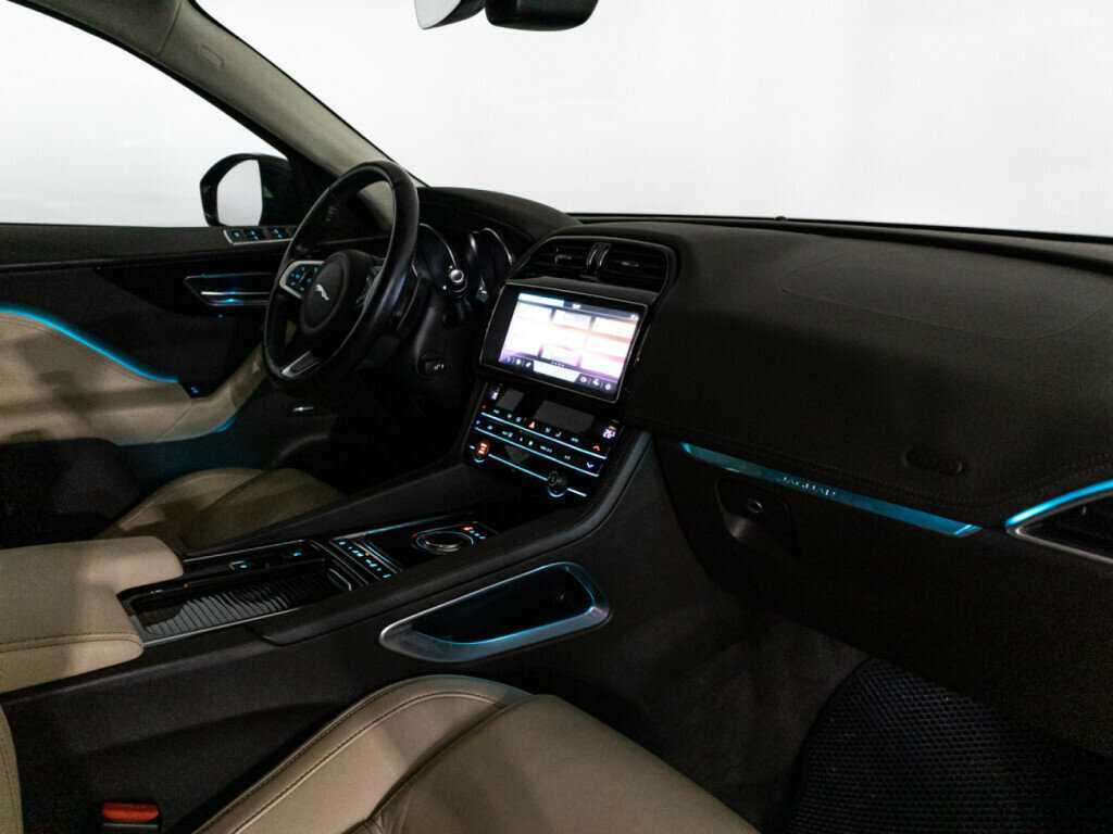 Купить Jaguar F-Pace, 2018, 76 223 км, фото №23