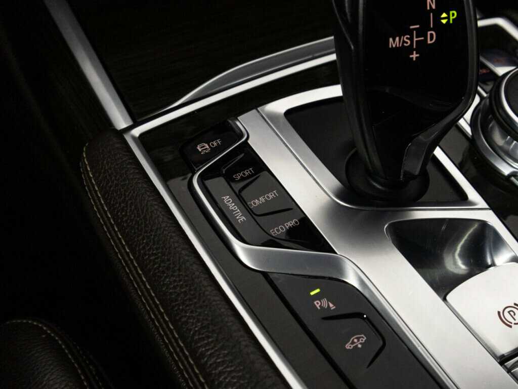 Купить BMW 7 серии Long 730Ld xDrive, 2016, 209 470 км, фото №21