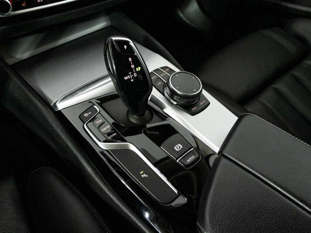 Купить BMW 5 серии 520d xDrive, 2018, 224 955 км, фото №19