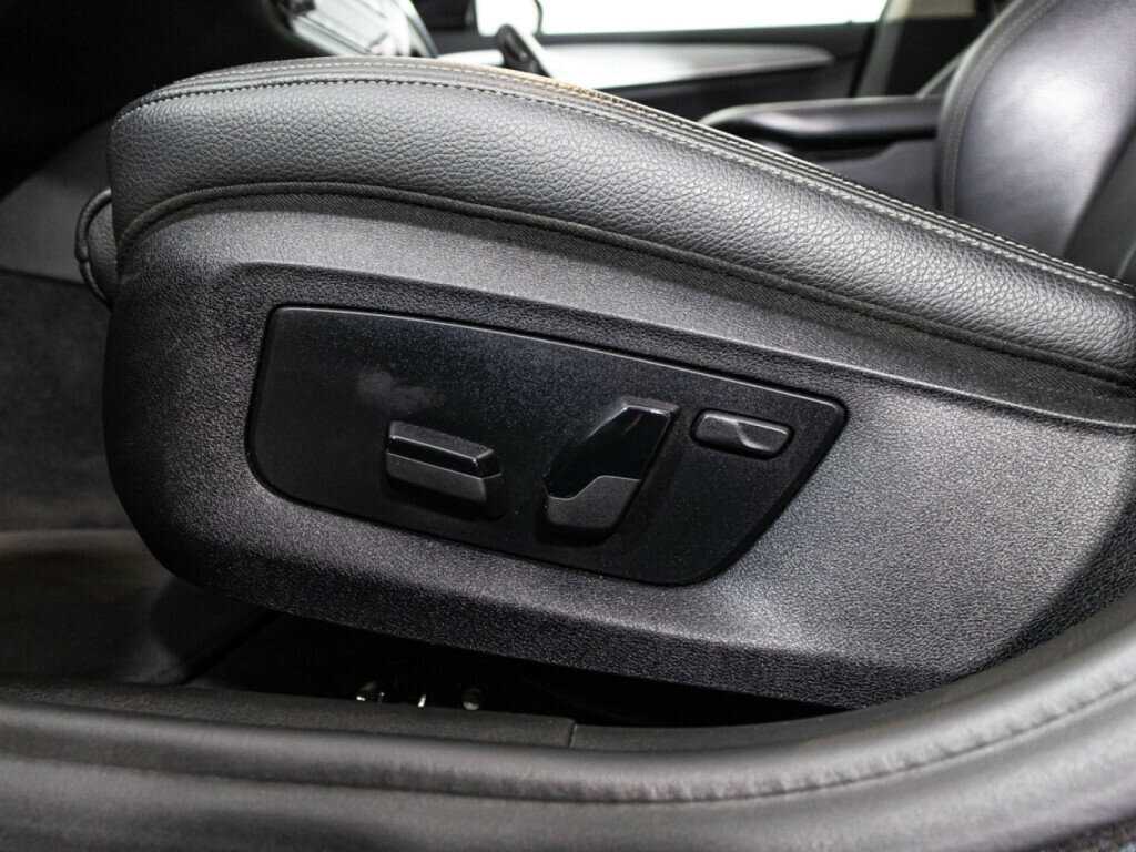 Купить BMW 5 серии 520d xDrive, 2018, 224 955 км, фото №25