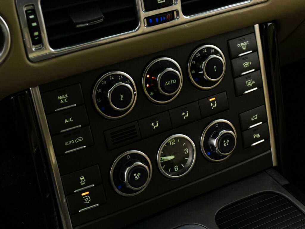 Купить Land Rover Range Rover, 2011, 290 757 км, фото №18