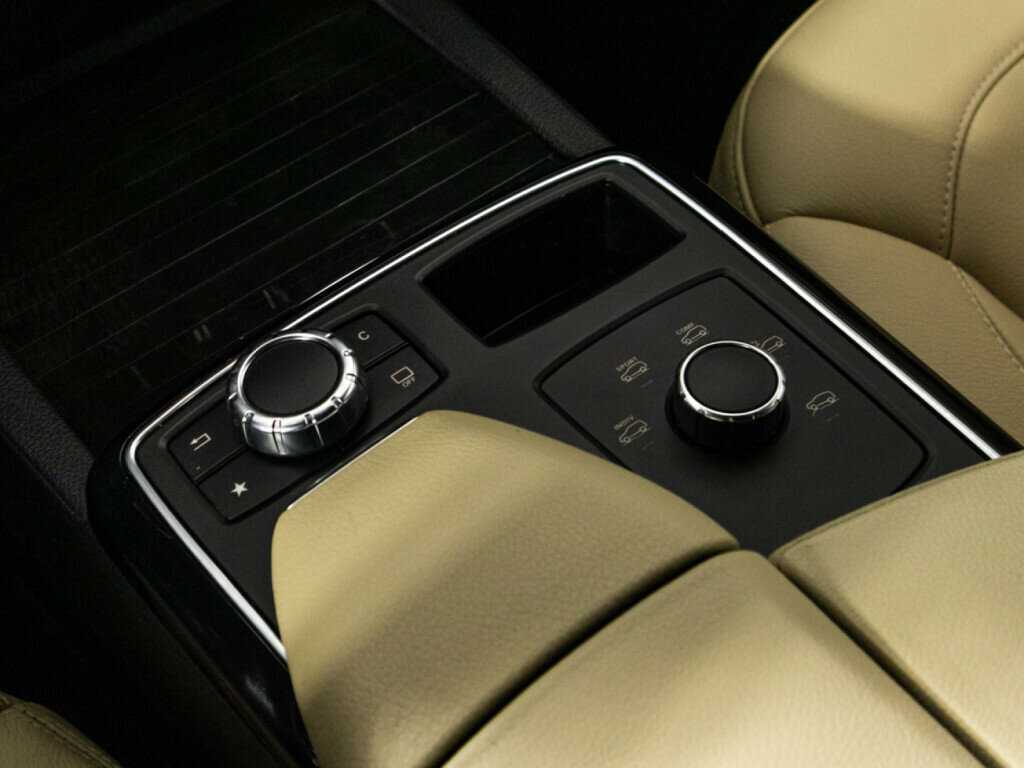 Купить Mercedes-Benz GLE 300, 2016, 156 438 км, фото №19