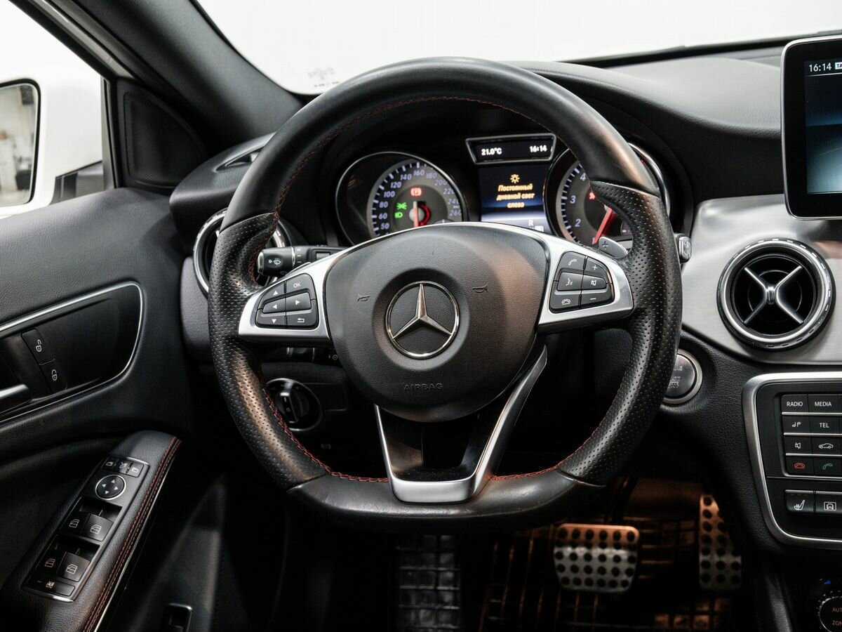 Купить Mercedes-Benz GLA 250, 2016, 112 406 км, фото №13