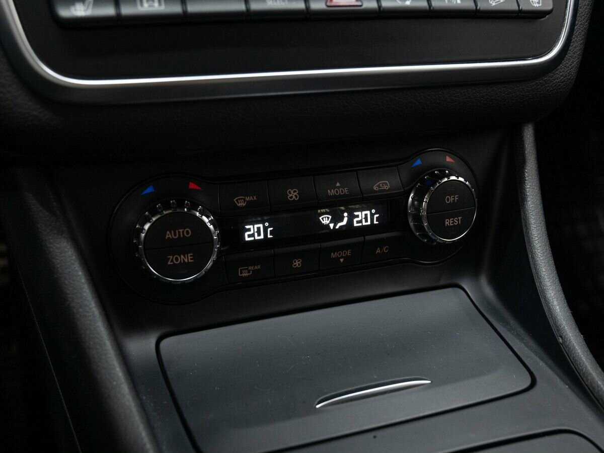 Купить Mercedes-Benz GLA 250, 2016, 112 406 км, фото №19