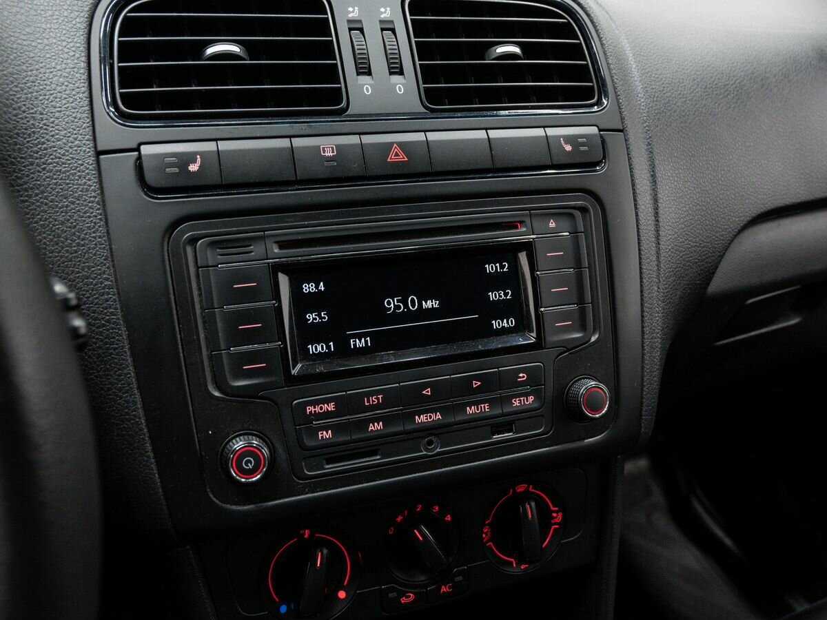 Купить Volkswagen Polo, 2011, 196 832 км, фото №18