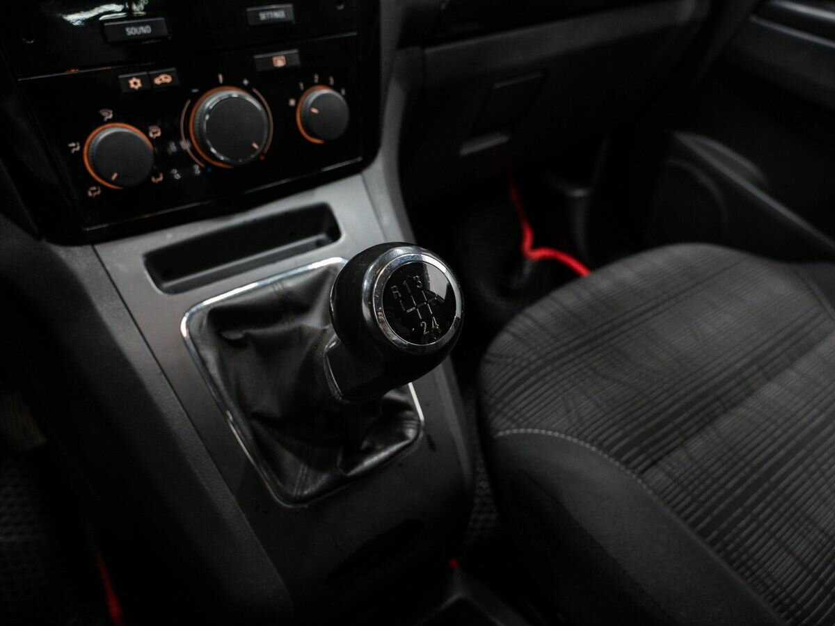 Купить Opel Zafira, 2011, 312 777 км, фото №15