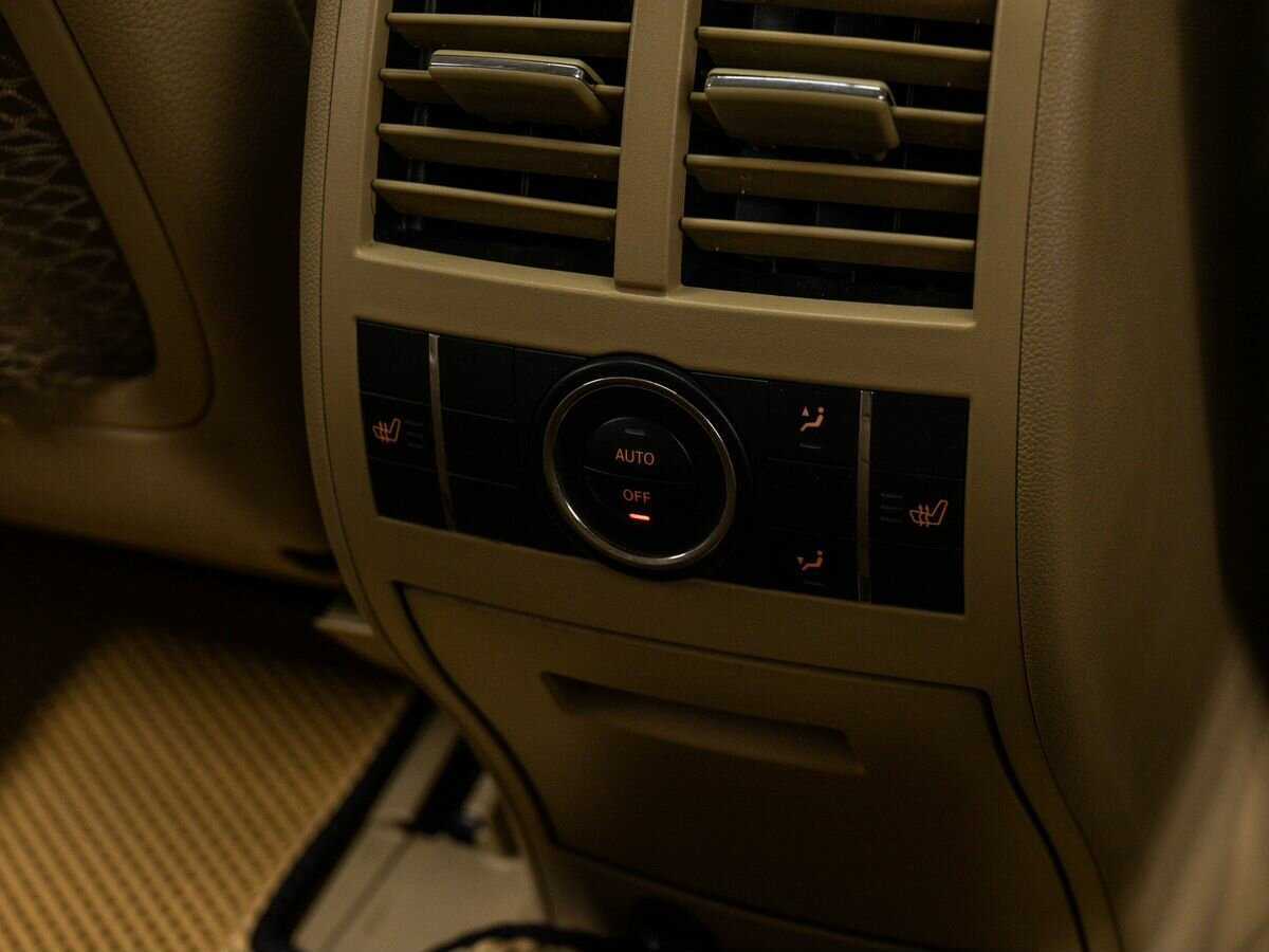 Купить Mercedes-Benz GL-Класс 350, 2011, 307 838 км, фото №12