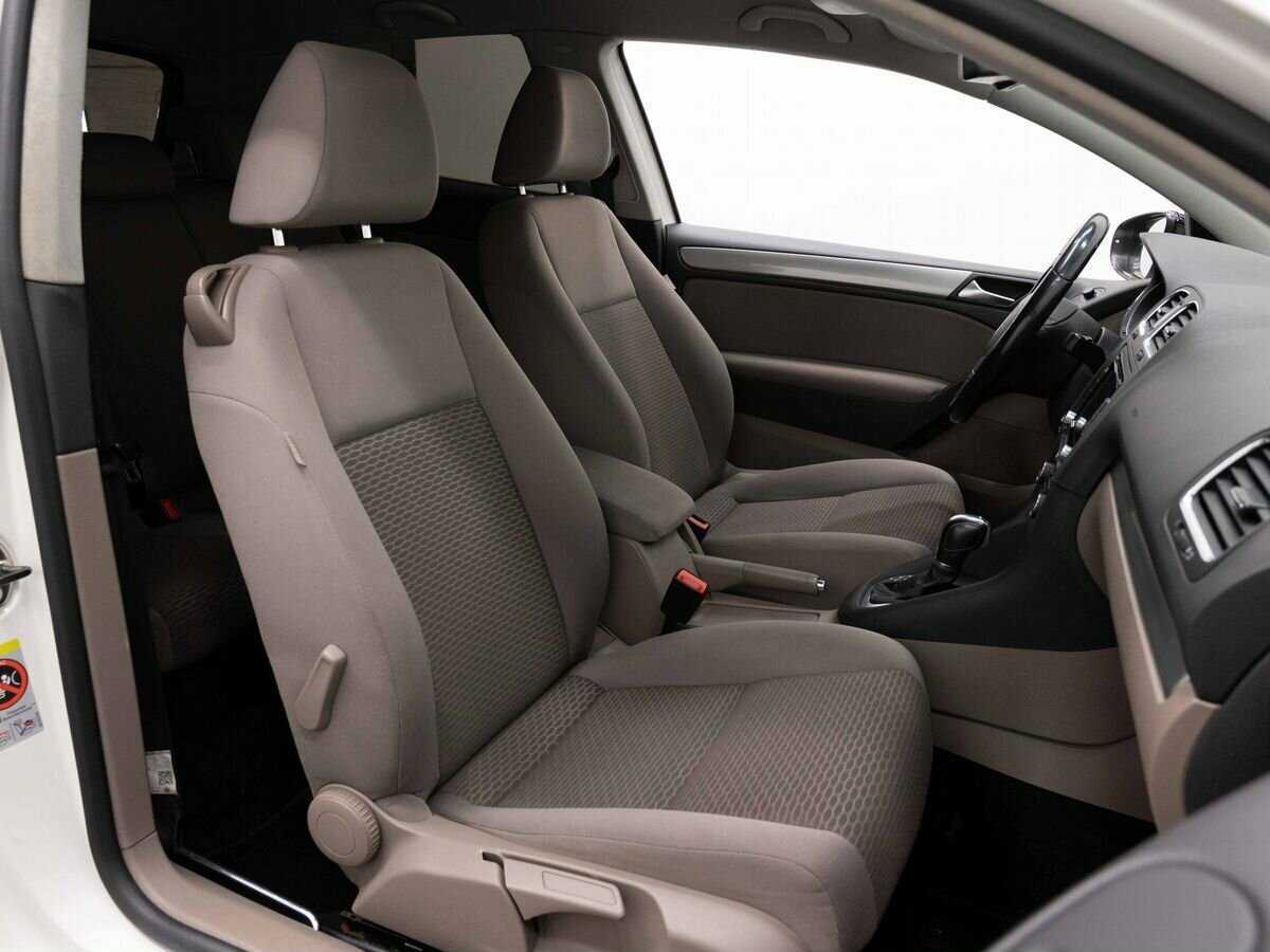 Купить Volkswagen Golf, 2011, 178 885 км, фото №12