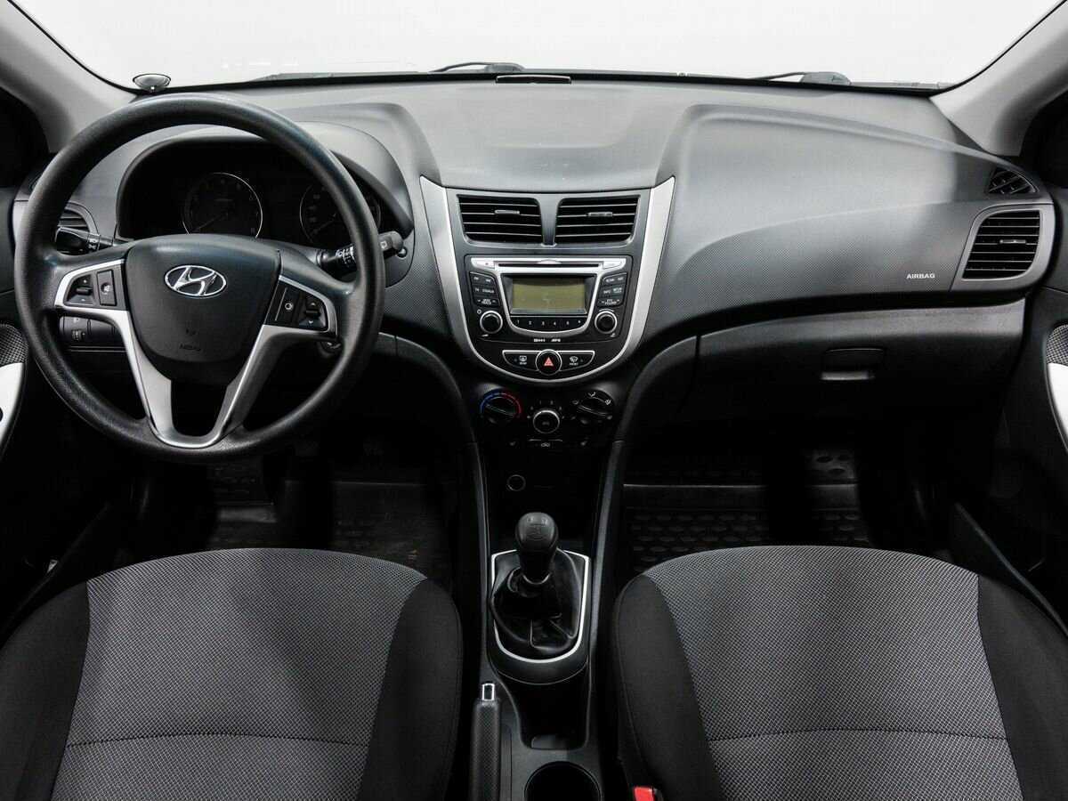 Купить Hyundai Solaris, 2011, 132 445 км, фото №11