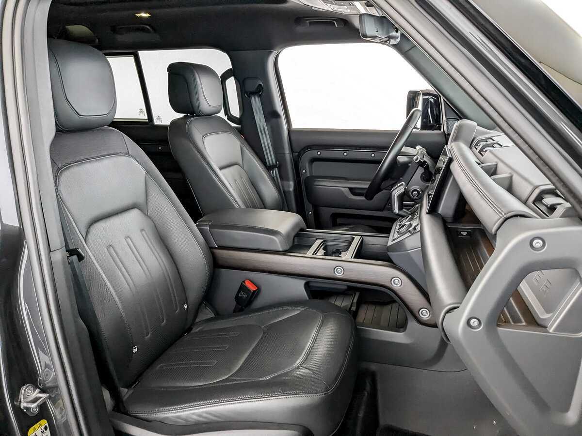 Купить Land Rover Defender 110, 2021, 61 571 км, фото №25