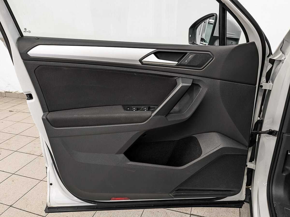 Купить Volkswagen Tiguan, 2021, 142 432 км, фото №19