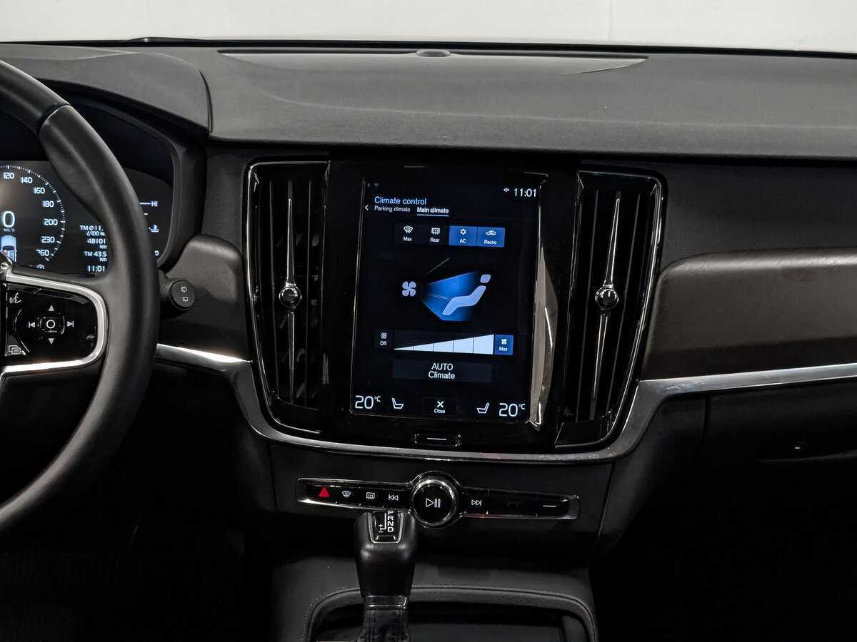 Купить Volvo V90 Cross Country, 2019, 48 092 км, фото №15