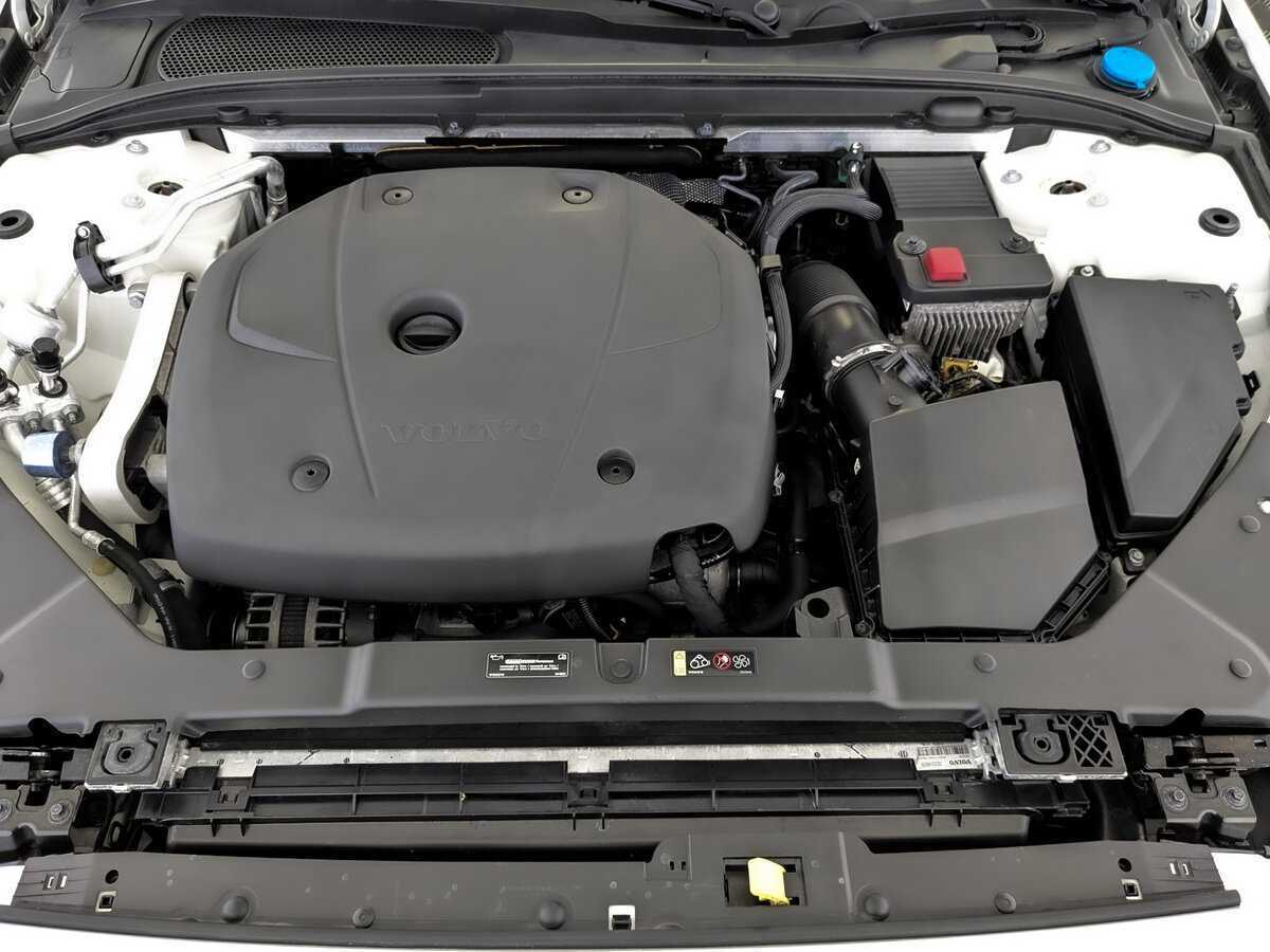 Купить Volvo V60 Cross Country, 2021, 49 372 км, фото №9