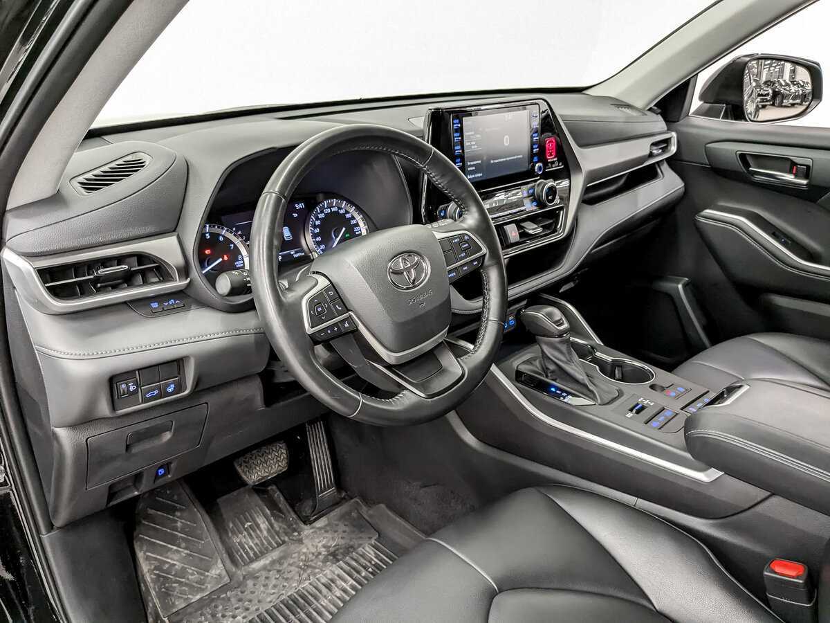 Купить Toyota Highlander, 2021, 56 873 км, фото №16