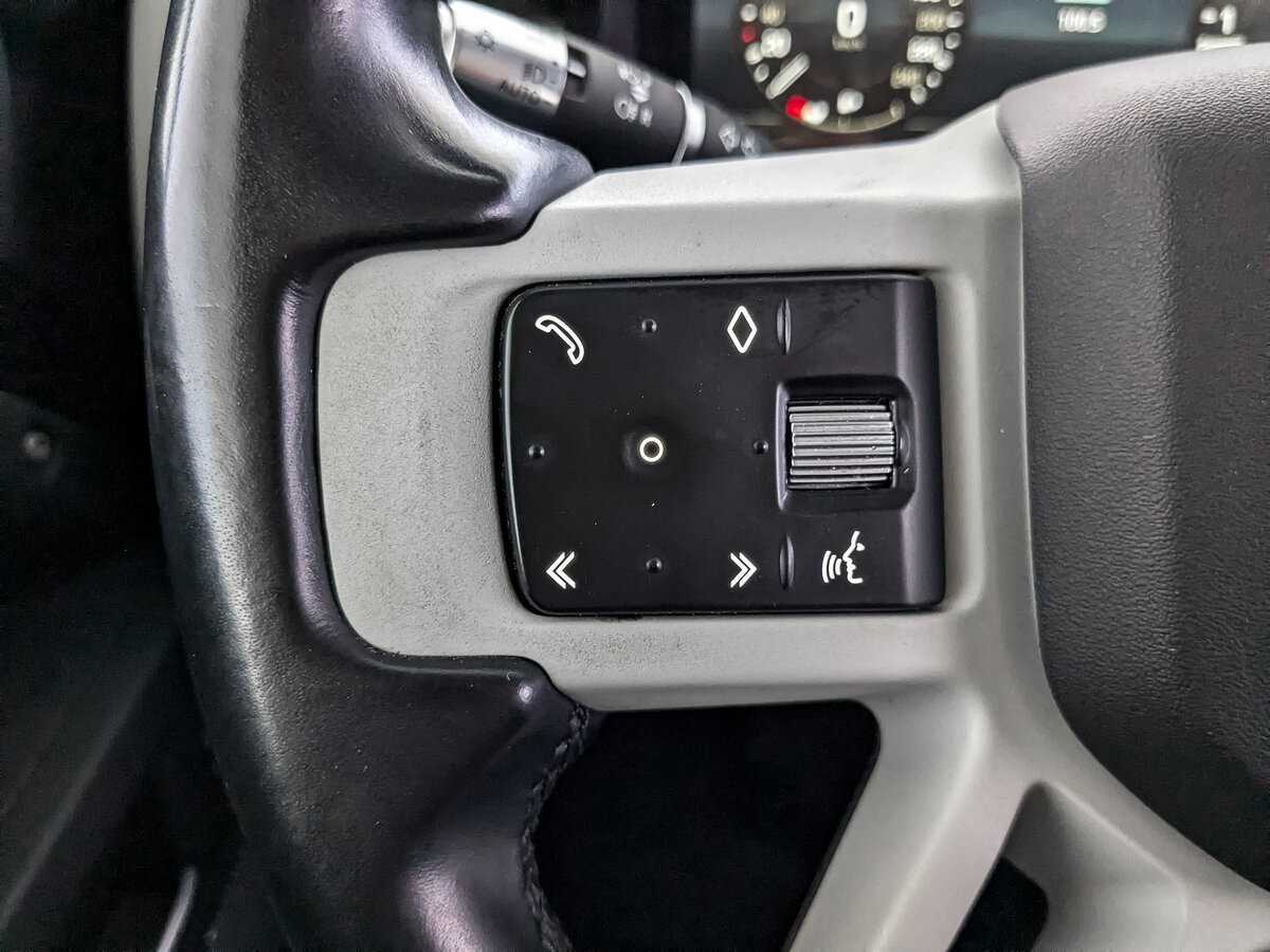 Купить Land Rover Defender 110, 2021, 64 672 км, фото №29