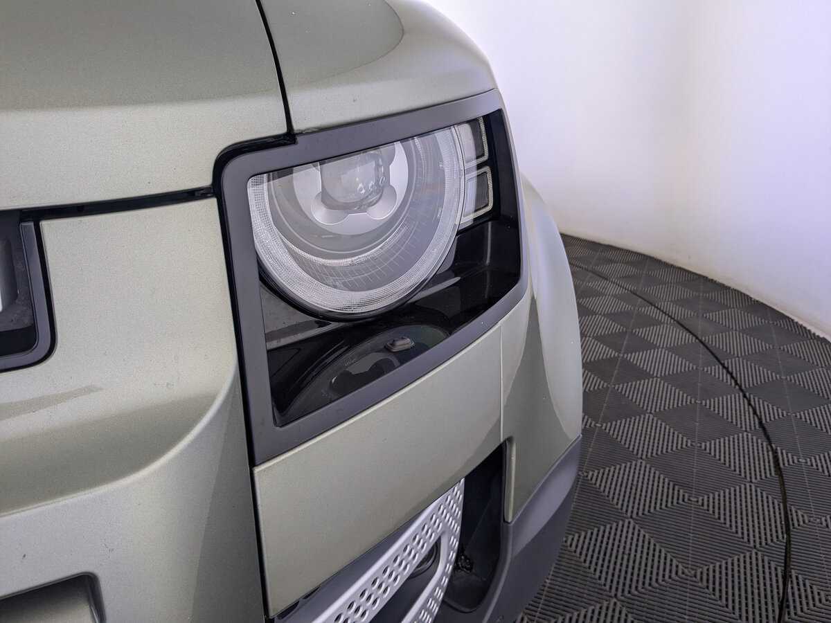 Купить Land Rover Defender 110, 2021, 61 005 км, фото №11