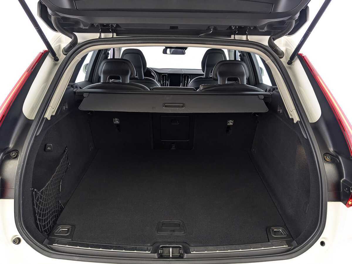 Купить Volvo XC60, 2018, 25 137 км, фото №10
