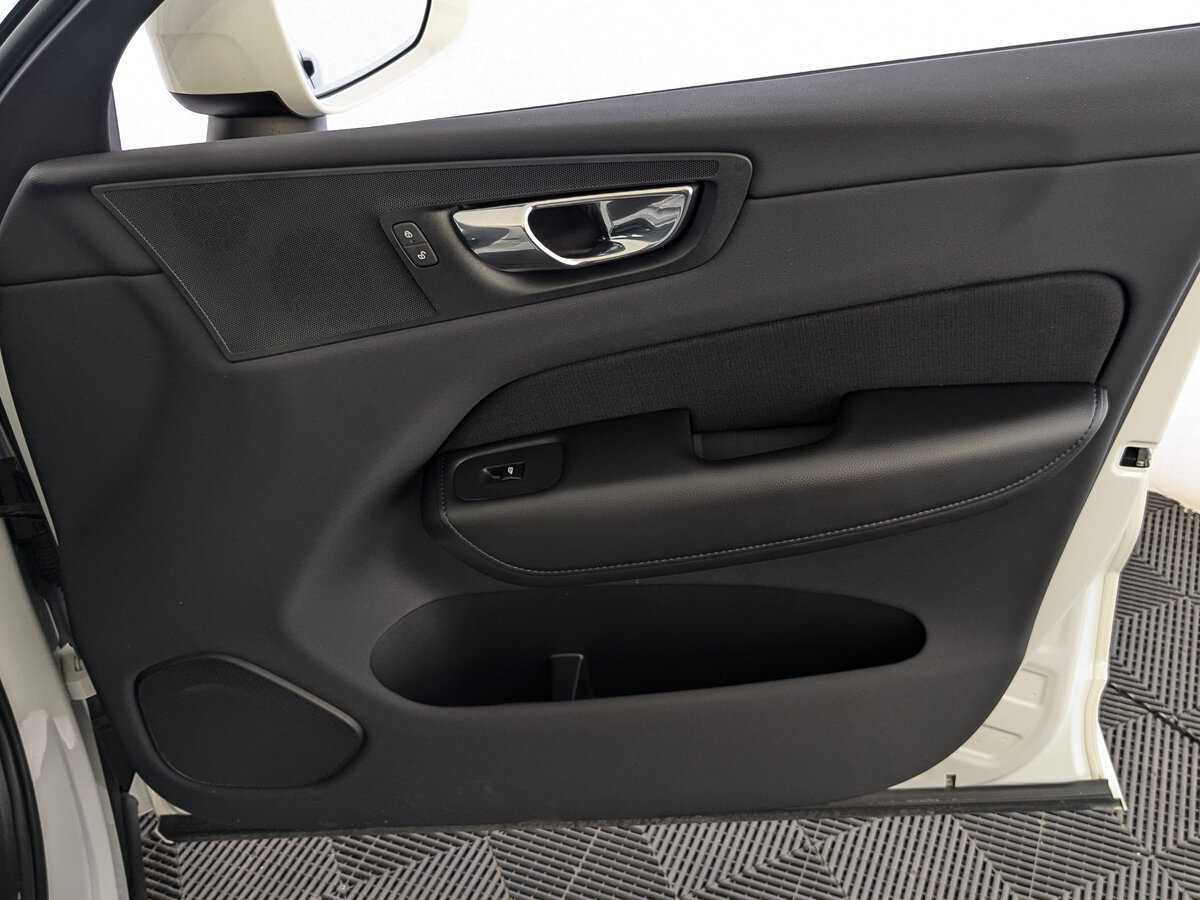 Купить Volvo XC60, 2019, 51 944 км, фото №24