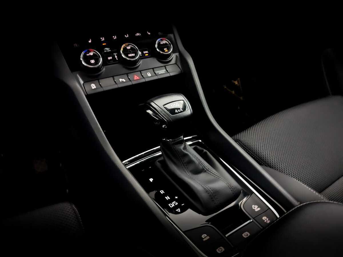 Купить Skoda Karoq DSG6, 2021, 59 757 км, фото №25