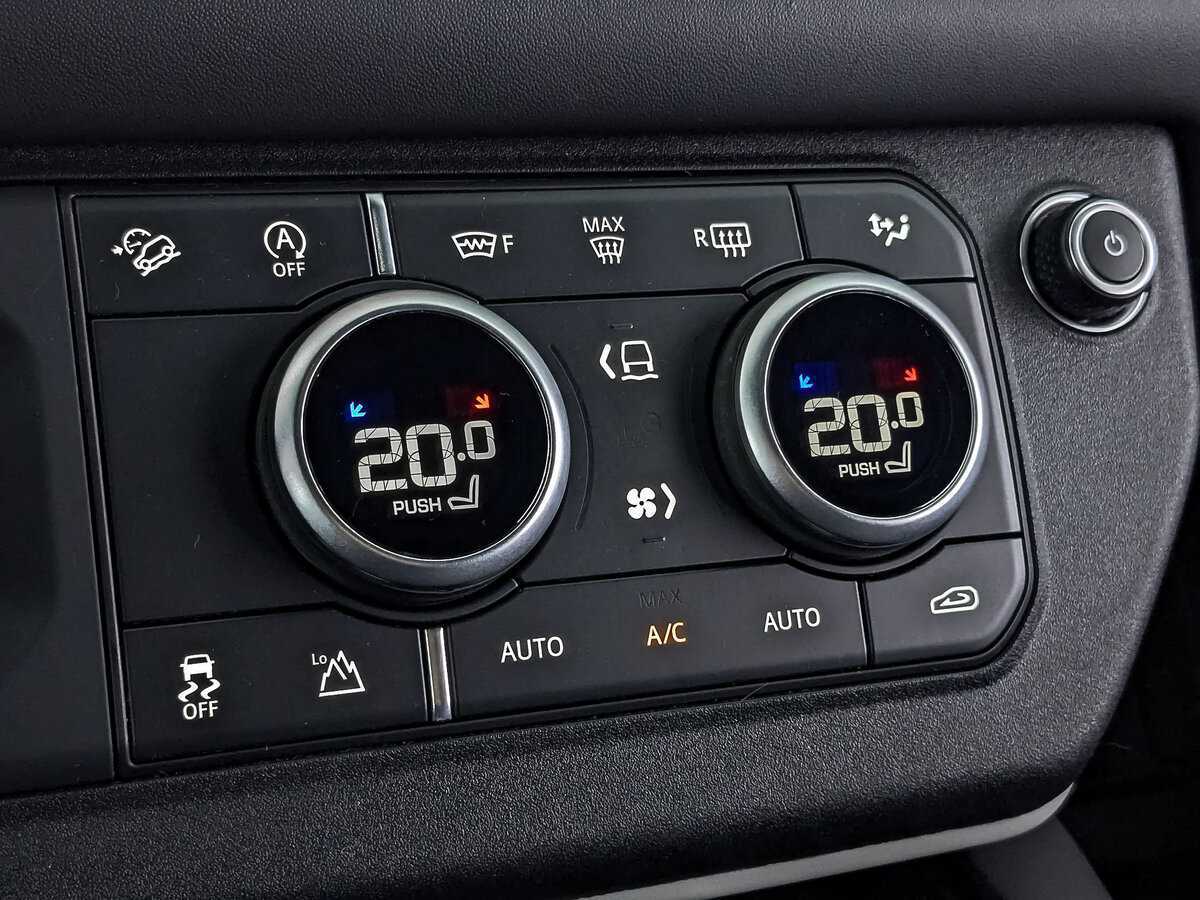 Купить Land Rover Defender 90, 2021, 52 800 км, фото №27