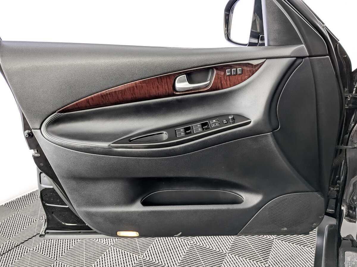 Купить Infiniti EX25, 2012, 149 361 км, фото №19