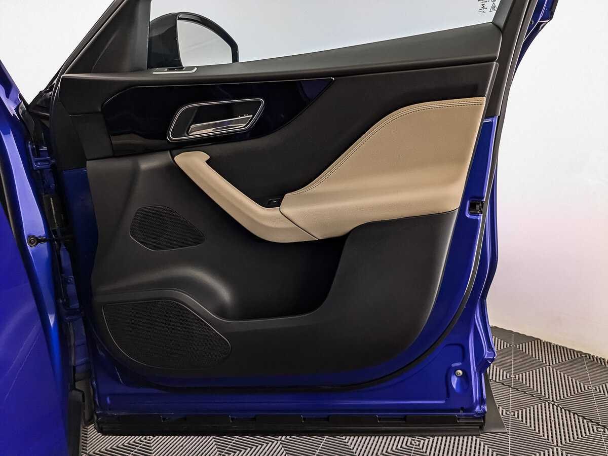 Купить Jaguar F-Pace, 2017, 68 956 км, фото №22