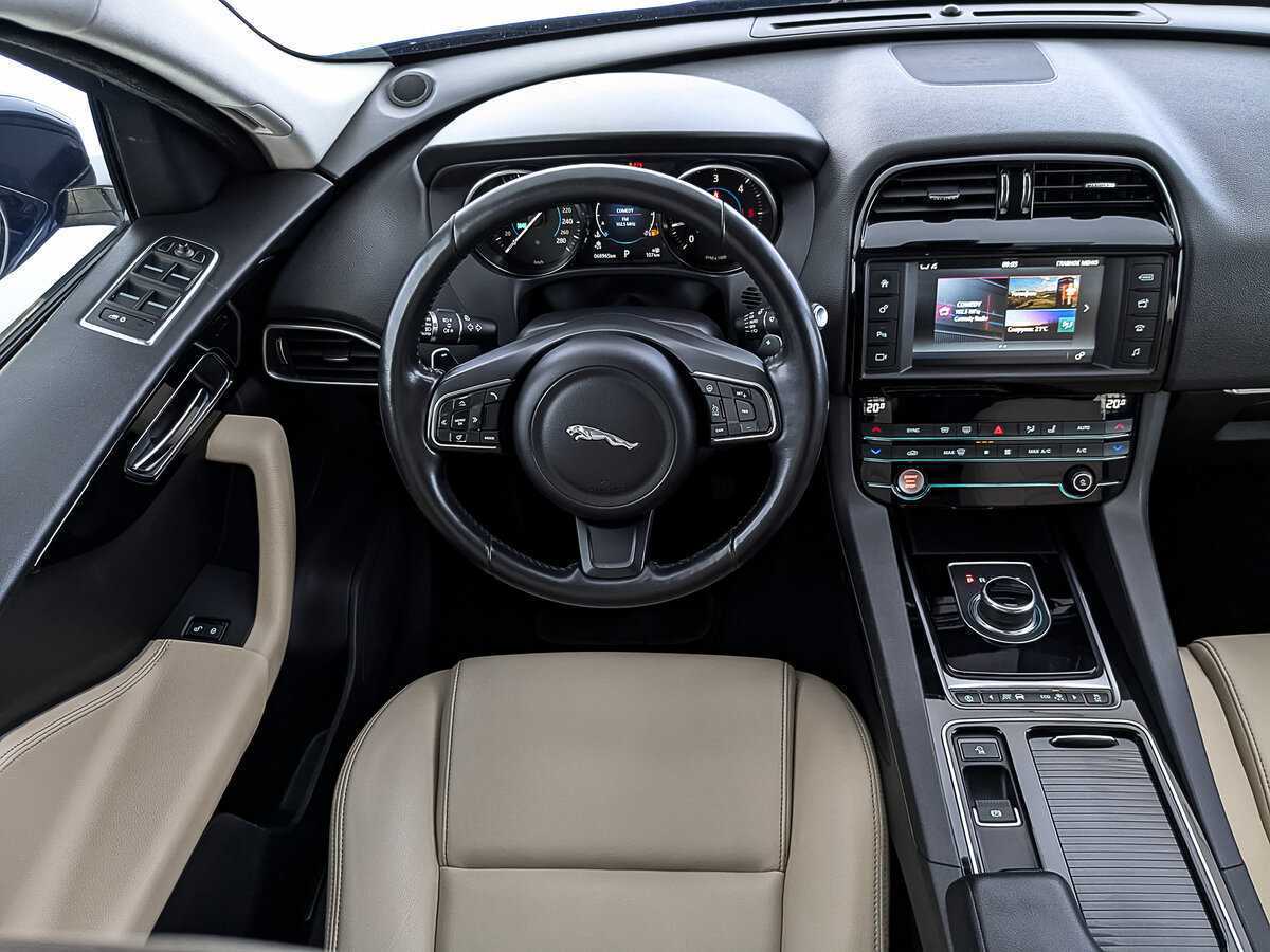 Купить Jaguar F-Pace, 2017, 68 956 км, фото №26