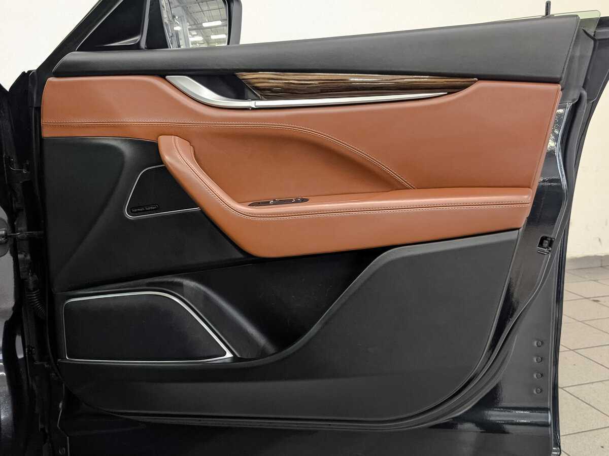 Купить Maserati Levante Diesel, 2017, 92 819 км, фото №24