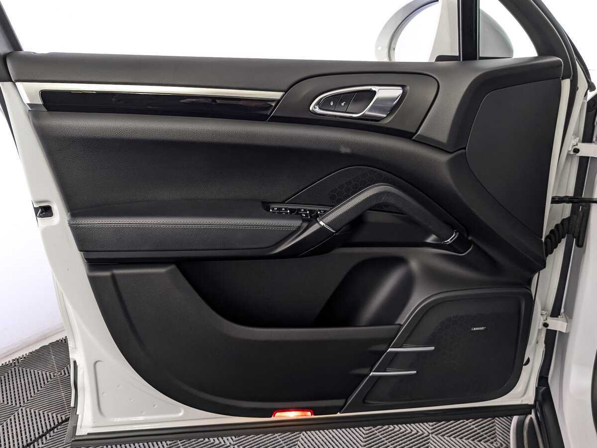 Купить Porsche Cayenne Diesel, 2016, 96 783 км, фото №17