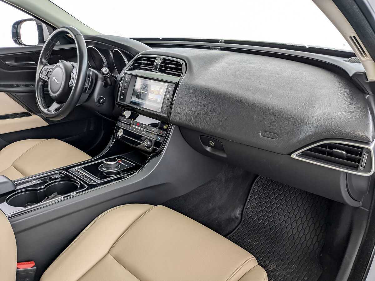 Купить Jaguar XE, 2017, 98 697 км, фото №11