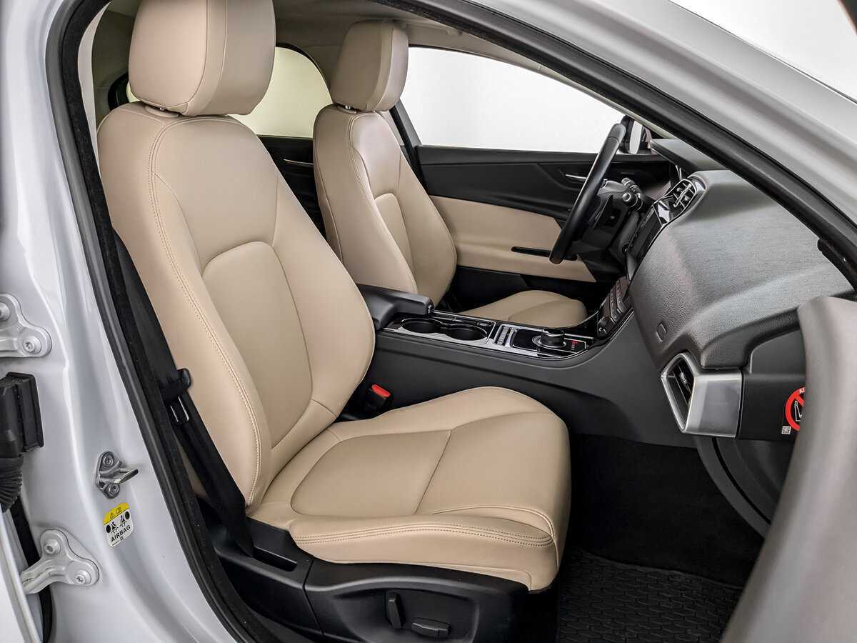 Купить Jaguar XE, 2017, 98 697 км, фото №24