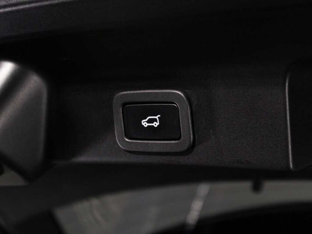 Купить Jaguar F-Pace, 2017, 73 860 км, фото №14