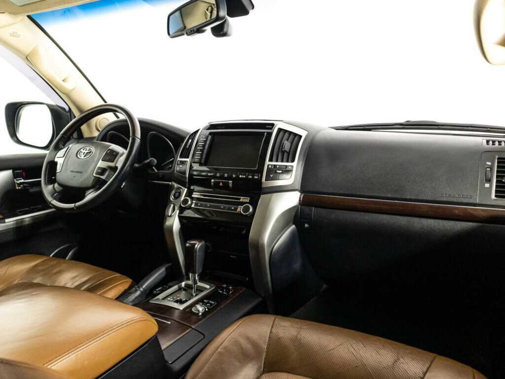 Купить Toyota Land Cruiser, 2014, 244 972 км, фото №9