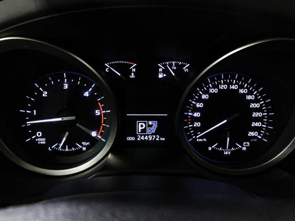 Купить Toyota Land Cruiser, 2014, 244 972 км, фото №12