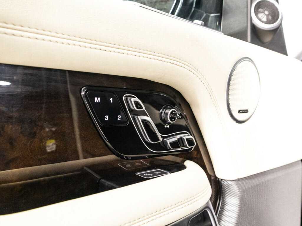 Купить Land Rover Range Rover, 2018, 124 293 км, фото №19