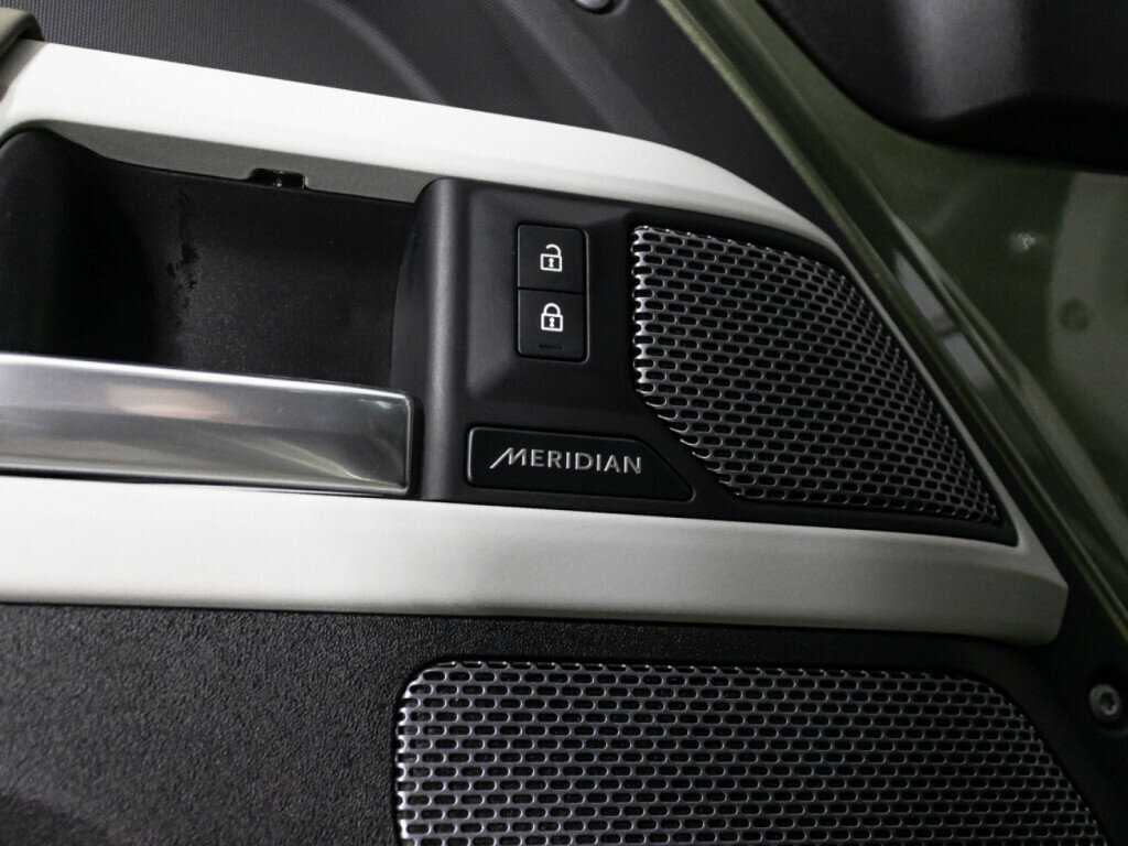 Купить Land Rover Defender 110, 2021, 42 309 км, фото №19